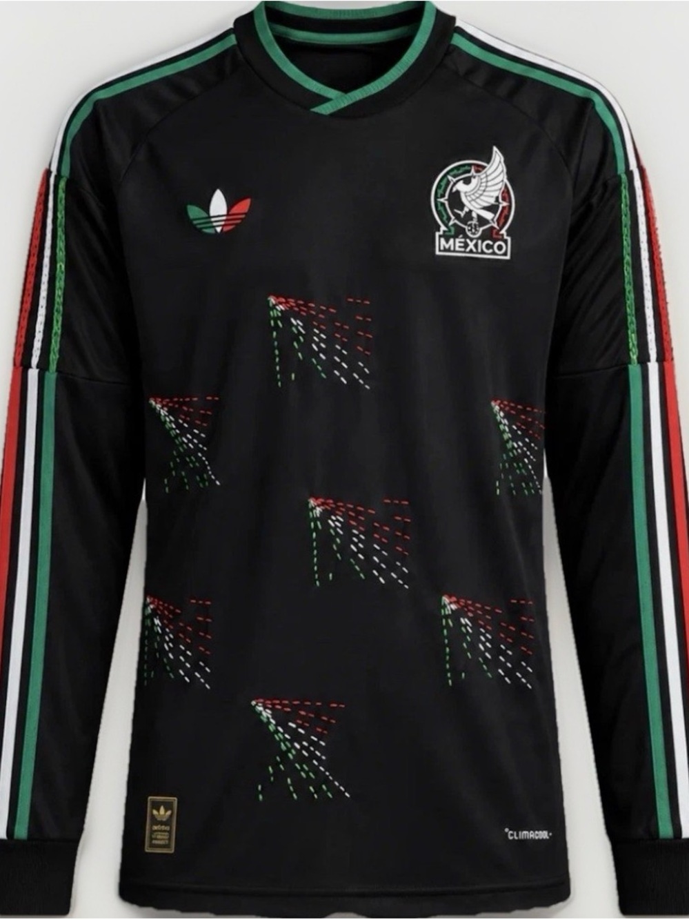 EXCLUSIVE Adidas x Someone Somewhere Mexico Artesanas
Jersey LIMITED 2026